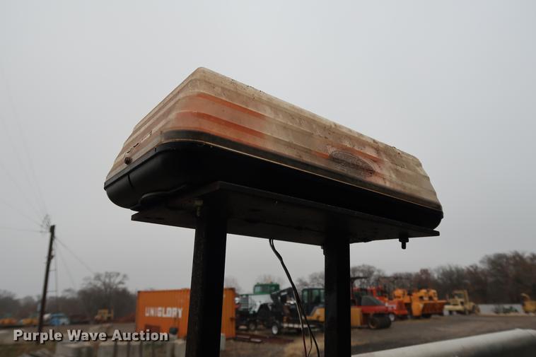 image for item FQ9198 Merritt aluminum headache rack