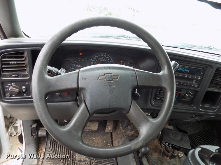 image for item FQ9205 2007 Chevrolet Silverado 1500 Ext. Cab pickup truck