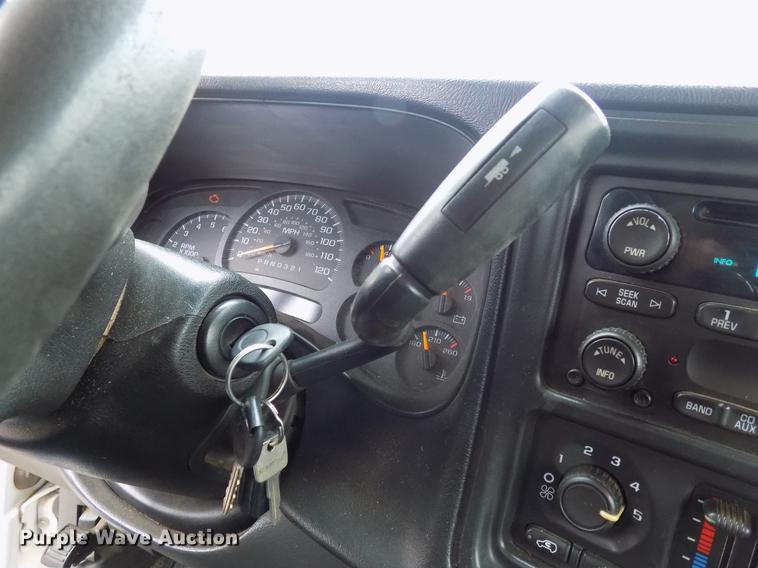 image for item FQ9205 2007 Chevrolet Silverado 1500 Ext. Cab pickup truck