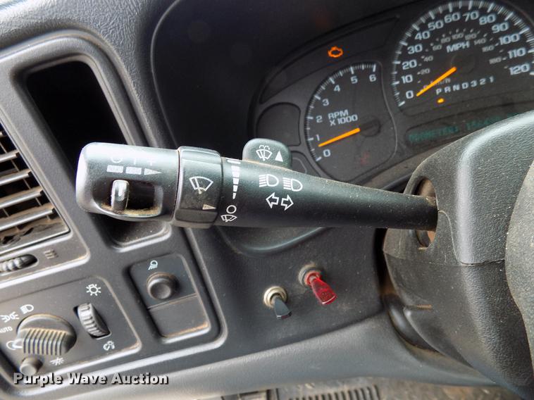 image for item FQ9205 2007 Chevrolet Silverado 1500 Ext. Cab pickup truck