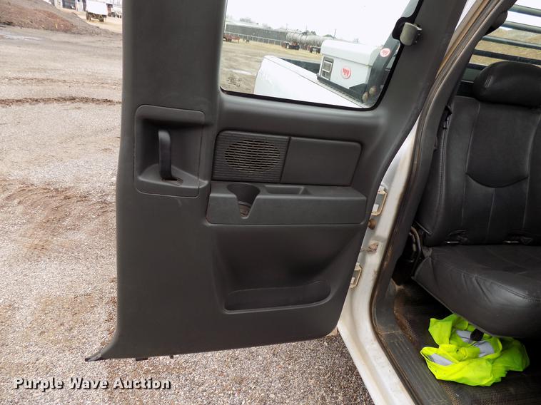 image for item FQ9205 2007 Chevrolet Silverado 1500 Ext. Cab pickup truck