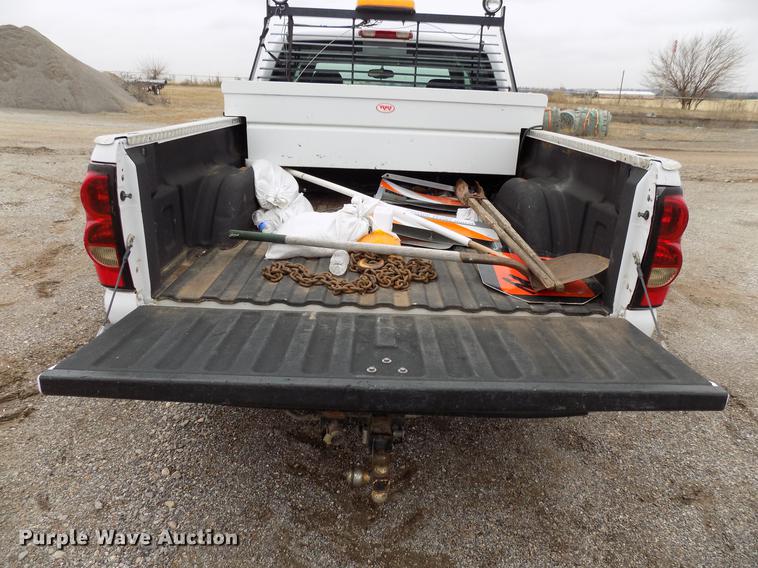 image for item FQ9205 2007 Chevrolet Silverado 1500 Ext. Cab pickup truck