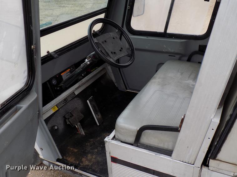 image for item FQ9206 1998 Club Car Carry All VI utility vehicle