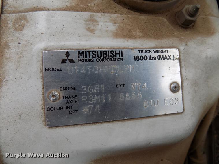 image for item FQ9207 2001 Mitsubishi U14TQHPDL2M flatbed pickup truck