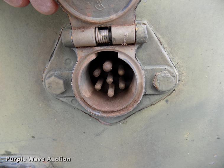 image for item FQ9208 1986 International S1700/1754 bucket truck