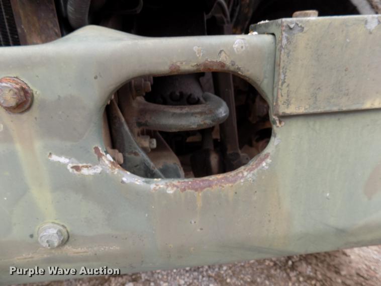 image for item FQ9208 1986 International S1700/1754 bucket truck