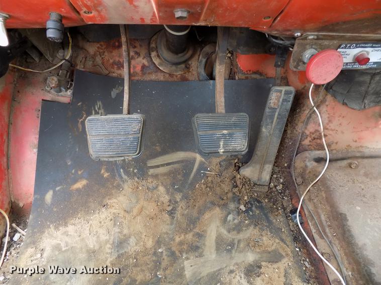 image for item FQ9210 1974 Chevrolet C60 truck cab and chassis