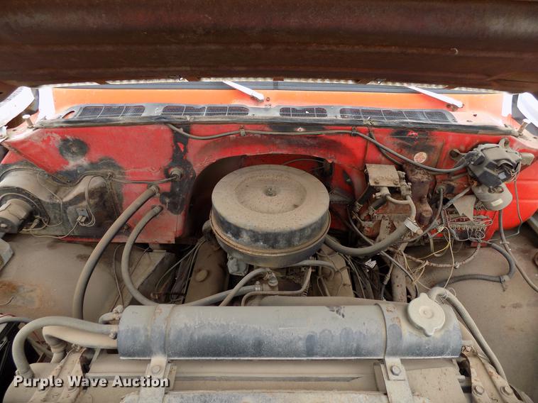 image for item FQ9210 1974 Chevrolet C60 truck cab and chassis