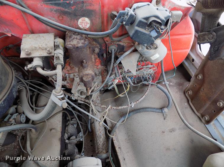 image for item FQ9210 1974 Chevrolet C60 truck cab and chassis