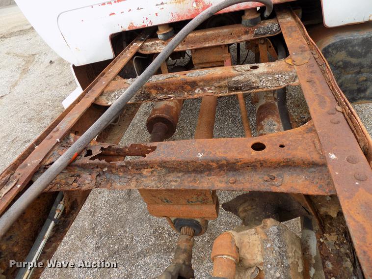 image for item FQ9210 1974 Chevrolet C60 truck cab and chassis