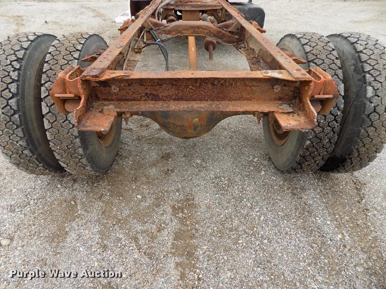 image for item FQ9210 1974 Chevrolet C60 truck cab and chassis