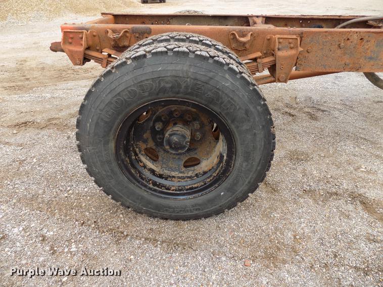 image for item FQ9210 1974 Chevrolet C60 truck cab and chassis