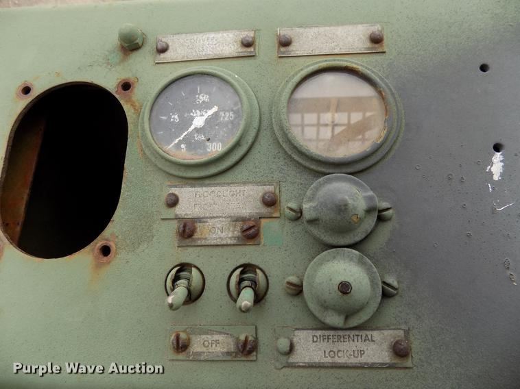 image for item FQ9211 1968 Chrysler MLT-6CH telehandler