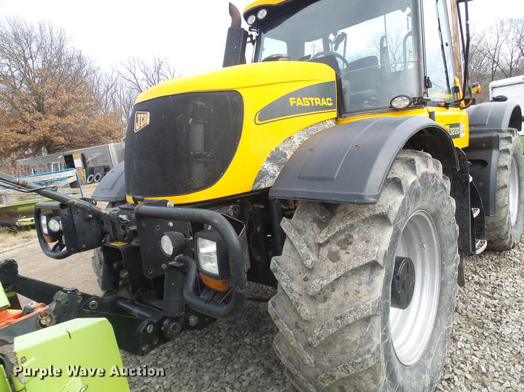 image for item DB2150 2005 JCB Fastrac 3220 4WD tractor
