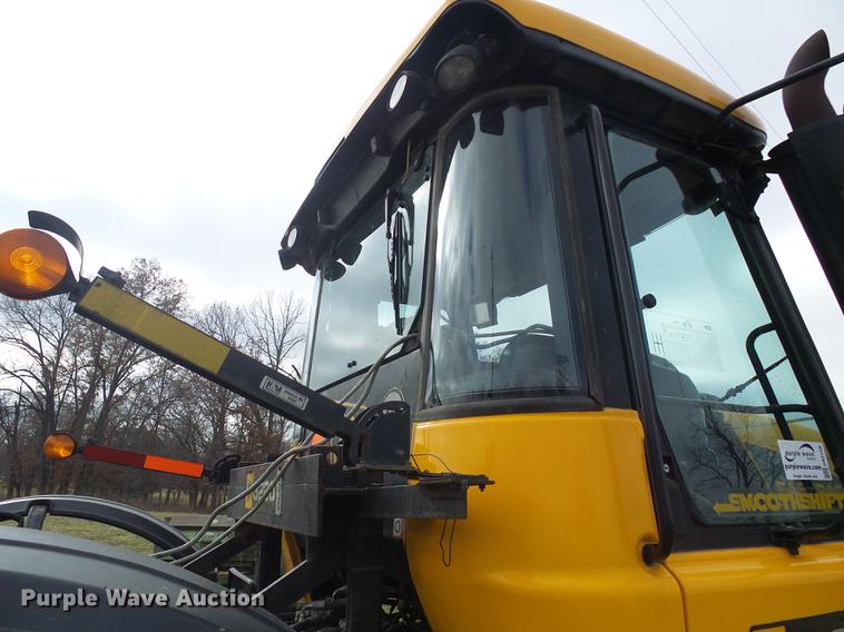 image for item DB2150 2005 JCB Fastrac 3220 4WD tractor