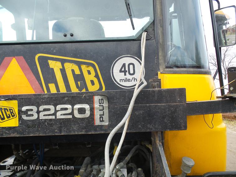 image for item DB2150 2005 JCB Fastrac 3220 4WD tractor