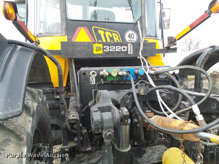 image for item DB2150 2005 JCB Fastrac 3220 4WD tractor