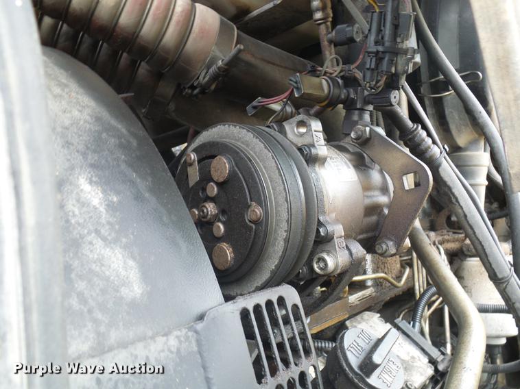 image for item DB2150 2005 JCB Fastrac 3220 4WD tractor