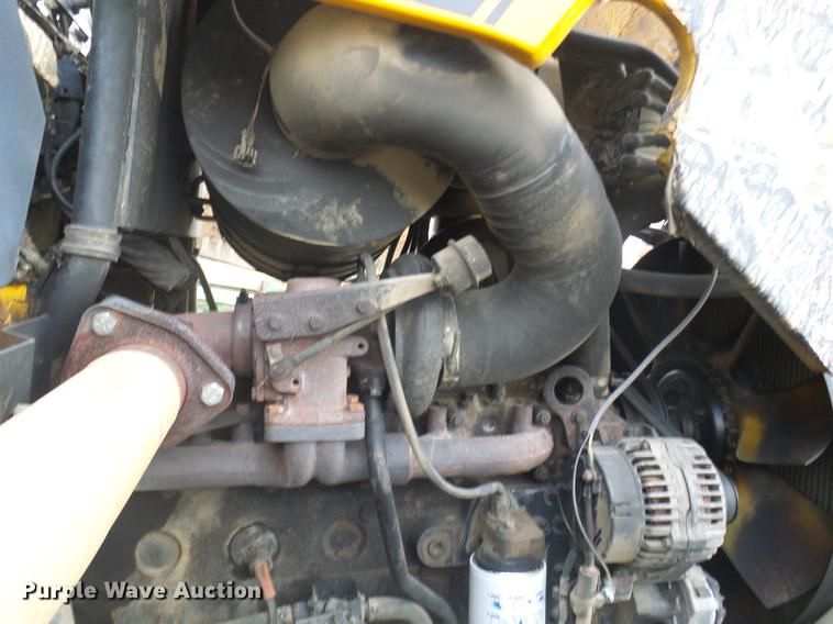 image for item DB2150 2005 JCB Fastrac 3220 4WD tractor