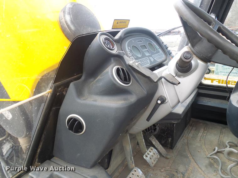 image for item DB2150 2005 JCB Fastrac 3220 4WD tractor