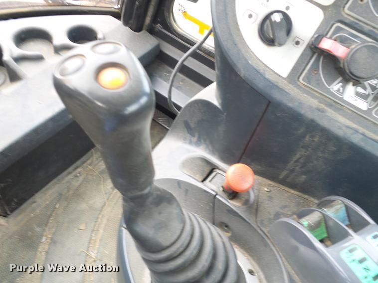 image for item DB2150 2005 JCB Fastrac 3220 4WD tractor