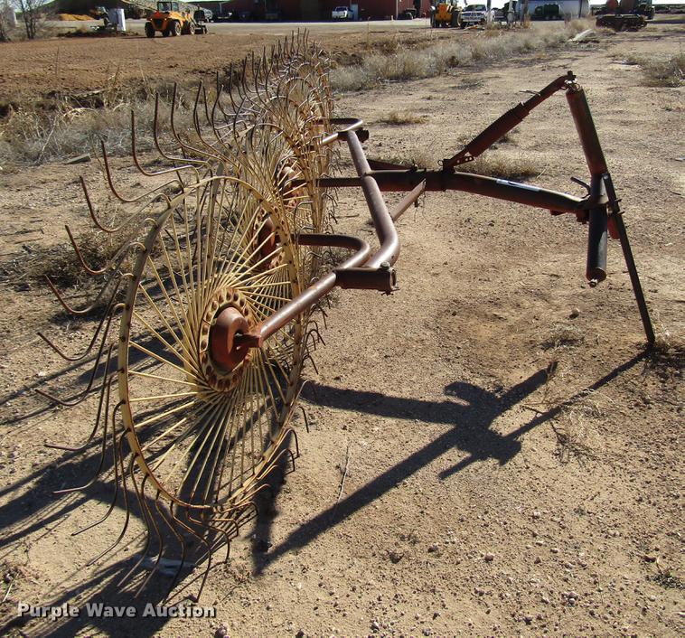 image for item DB6913 Vicon hay rake