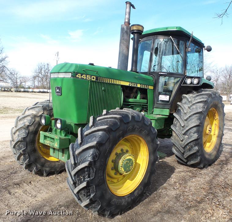 image for item DD2357 1986 John Deere 4450 MFWD tractor