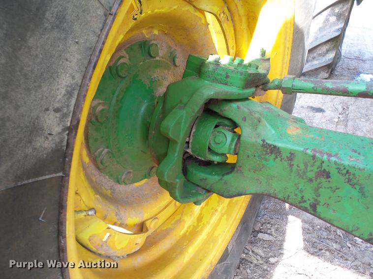 image for item DD2357 1986 John Deere 4450 MFWD tractor