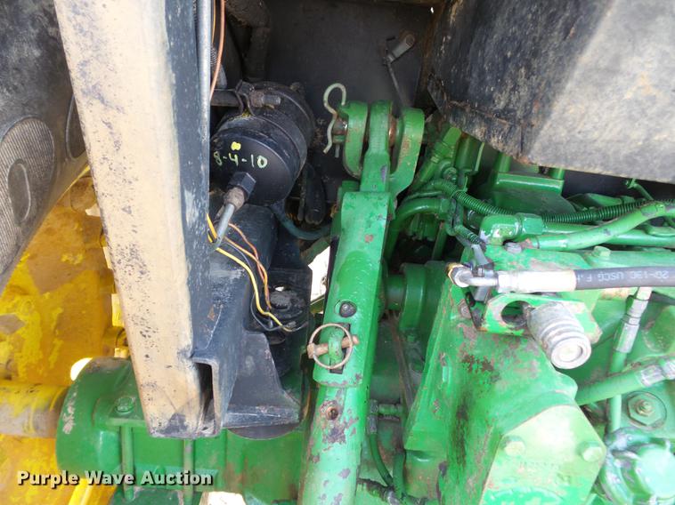 image for item DD2357 1986 John Deere 4450 MFWD tractor