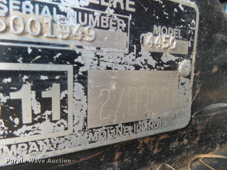 image for item DD2357 1986 John Deere 4450 MFWD tractor