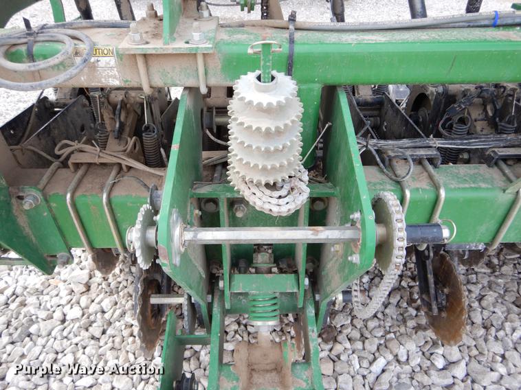 image for item DE5981 Great Plains 2025P no-till grain drill