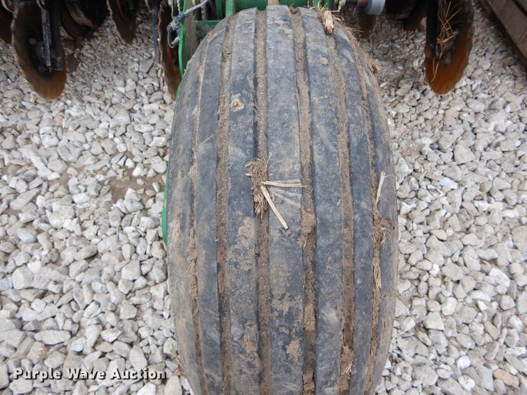 image for item DE5981 Great Plains 2025P no-till grain drill