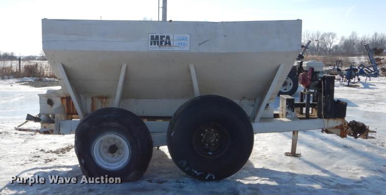 image for item DE5989 Spreader