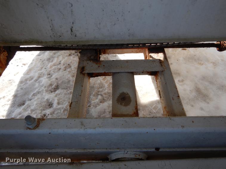 image for item DE5989 Spreader