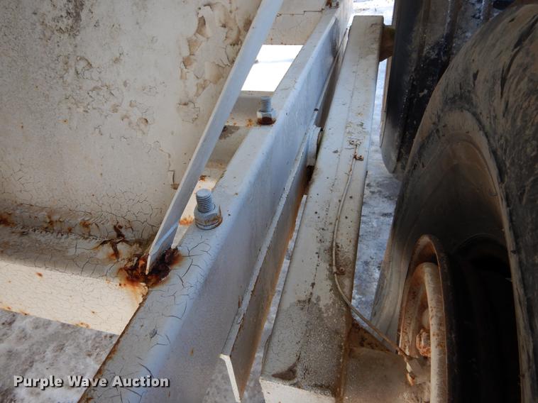 image for item DE5989 Spreader