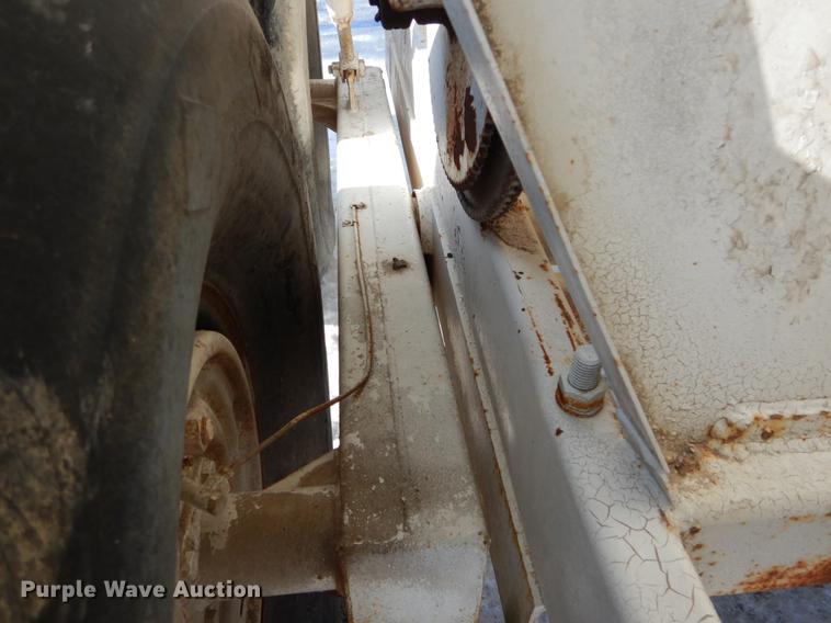 image for item DE5989 Spreader