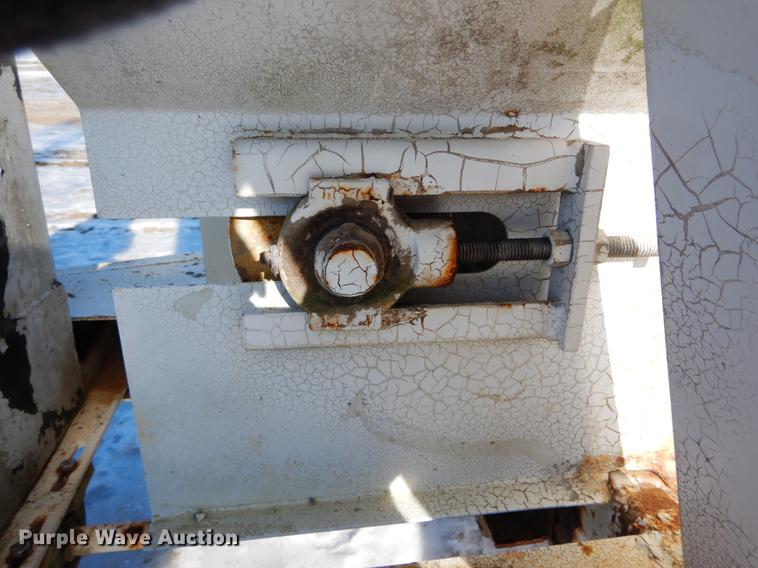 image for item DE5989 Spreader