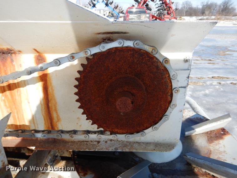 image for item DE5989 Spreader