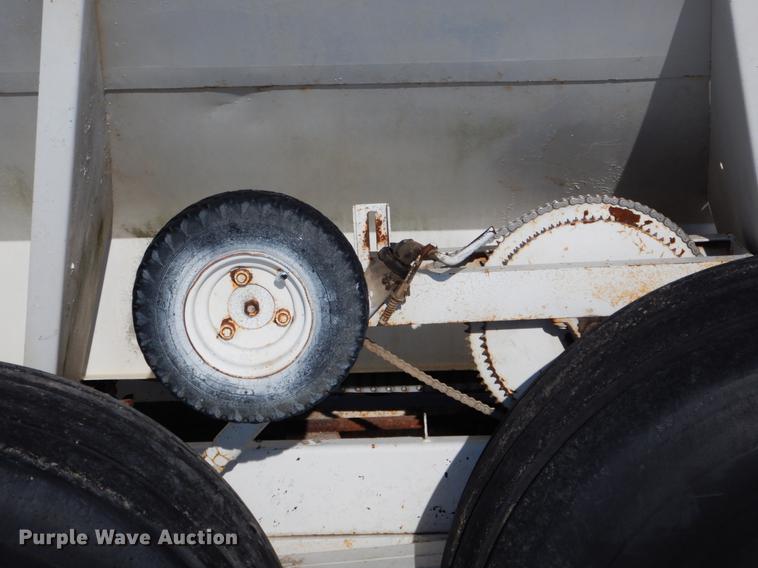 image for item DE5989 Spreader