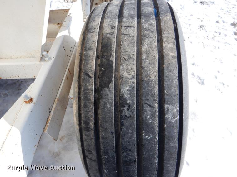 image for item DE5989 Spreader