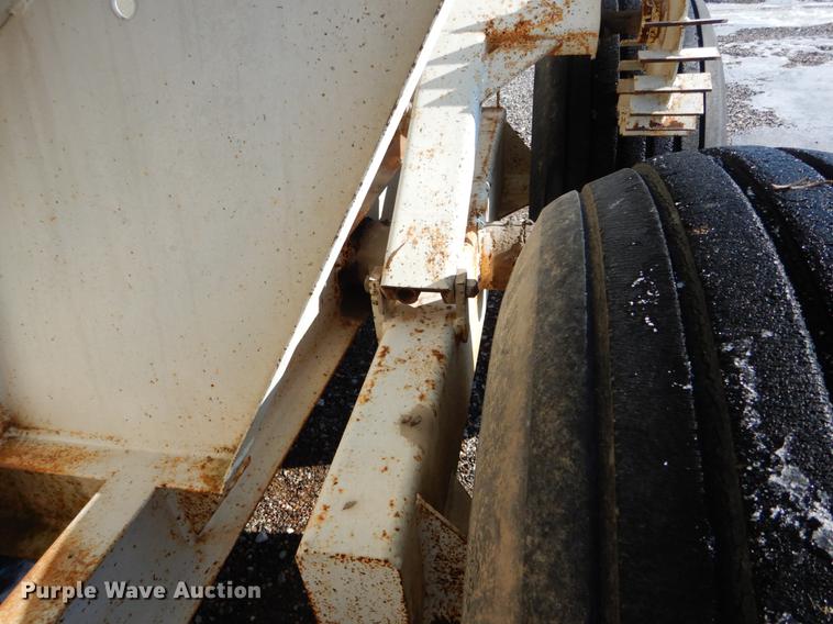 image for item DE5990 Spreader