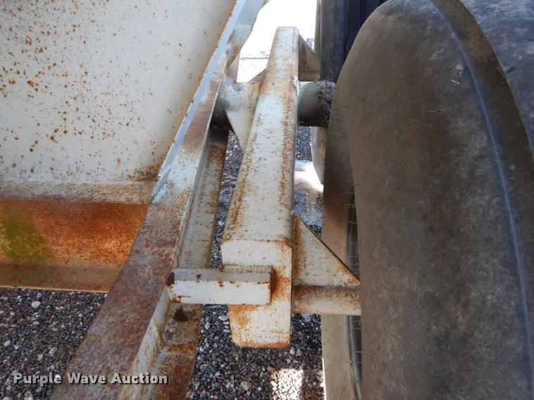 image for item DE5990 Spreader