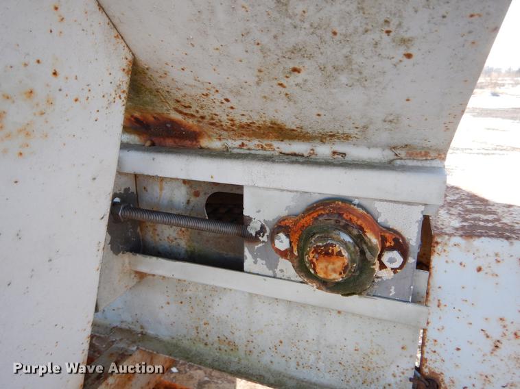 image for item DE5990 Spreader