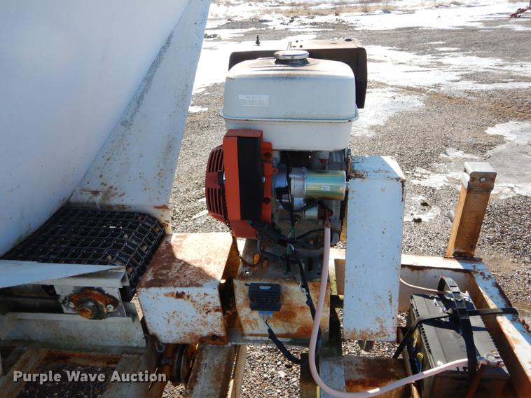 image for item DE5990 Spreader