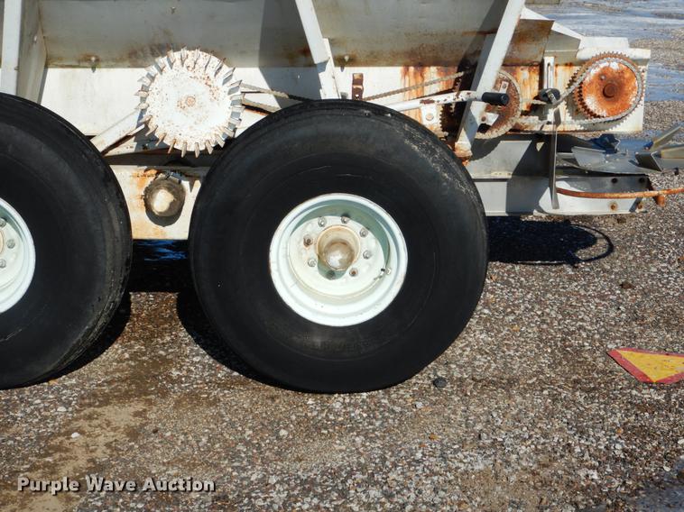 image for item DE5990 Spreader