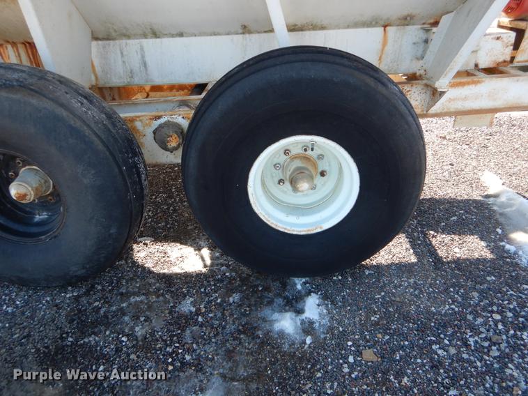 image for item DE5990 Spreader