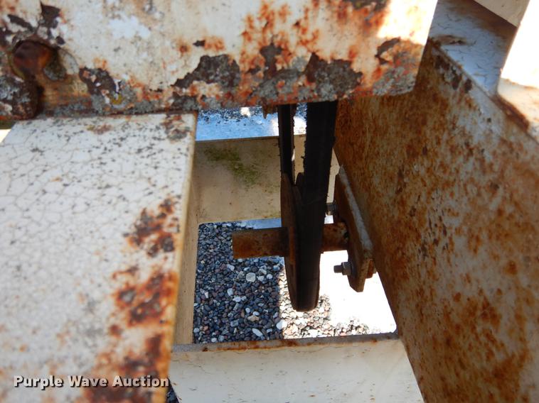 image for item DE5991 Spreader