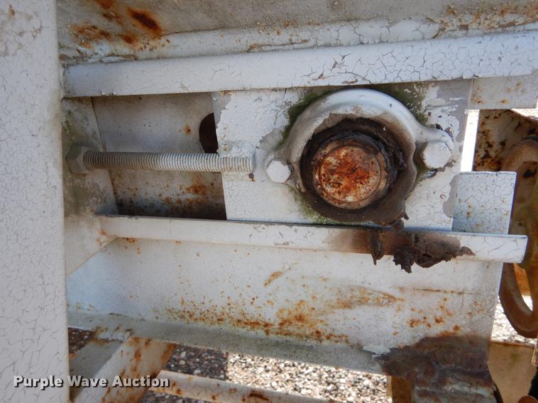 image for item DE5991 Spreader