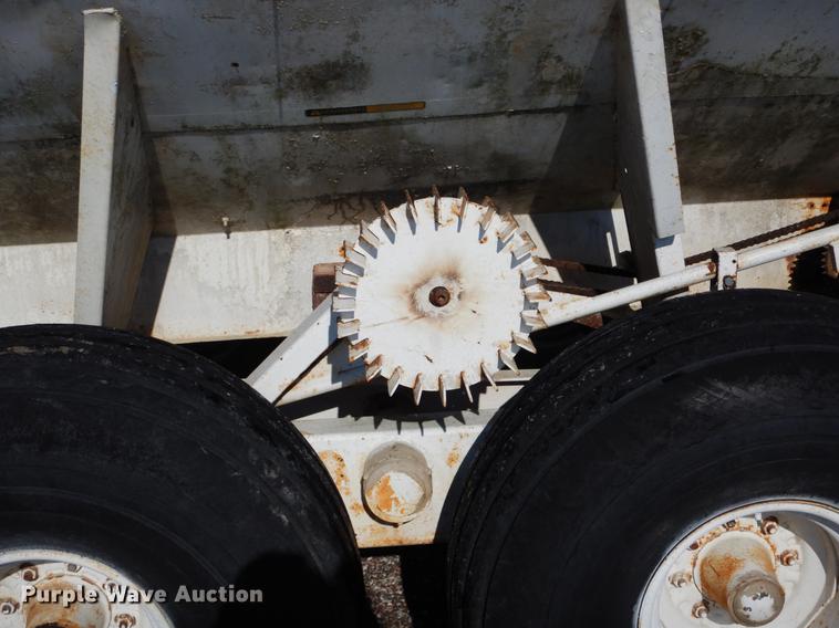 image for item DE5991 Spreader