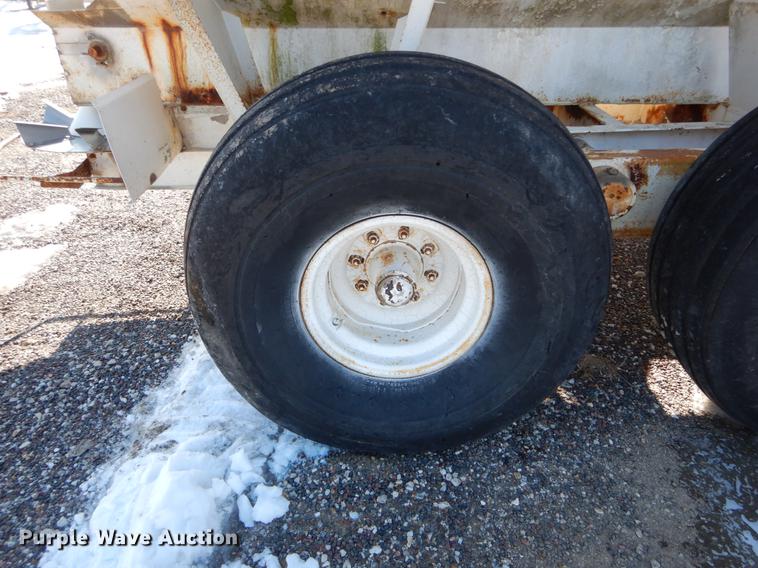 image for item DE5991 Spreader